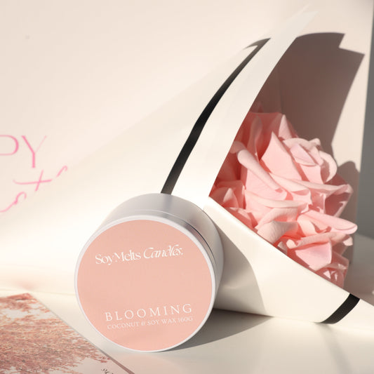 Blooming Tin Candle 160g - Japanese Honeysuckle