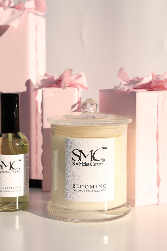 Blooming Candle 380g - Japanese Honeysuckle